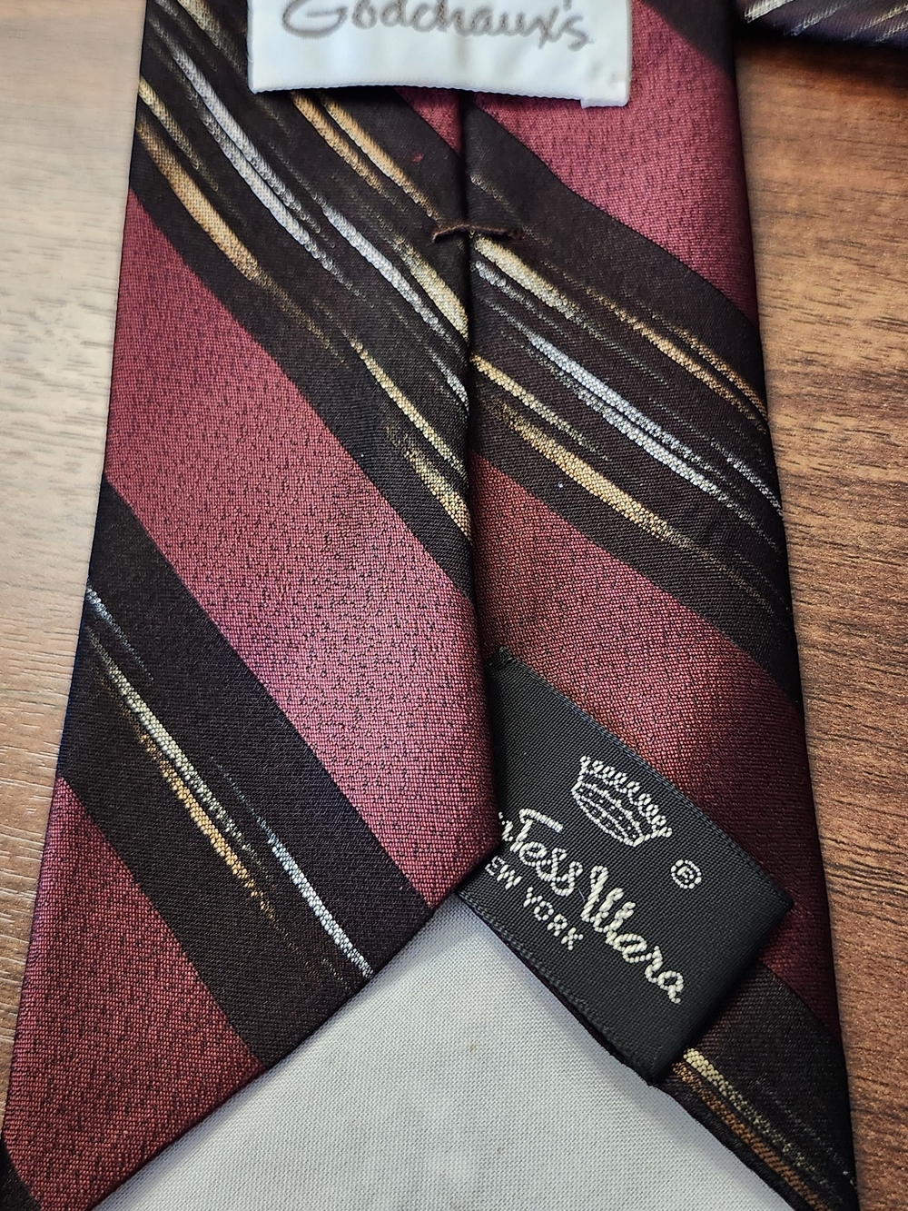 Men's Ties Burgandy Black Countess Mara New York Godchaux's Strip Tie